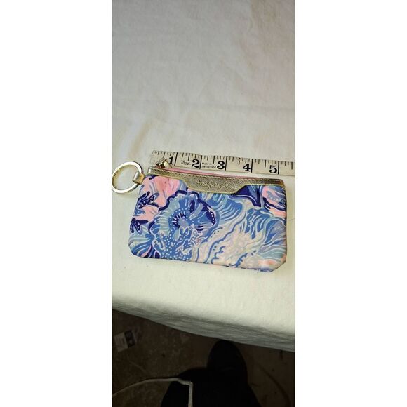 Lilly Pulitizer Floral Keychain ID Change Pouch - Picture 1 of 3